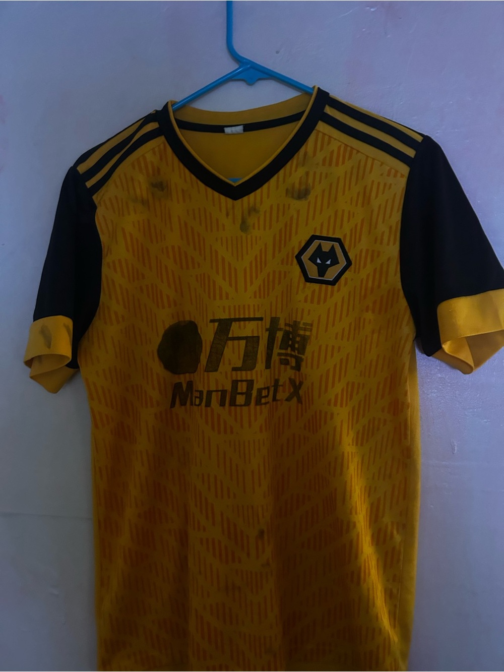 Wolverhampton Wanderers Men’s Home Jersey - Gold/Black